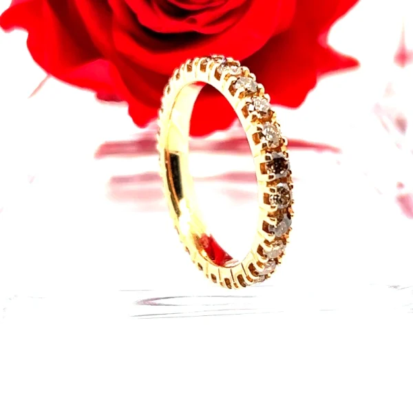 Anello eternity in oro rosa e diamanti fancy brown ct.1.38