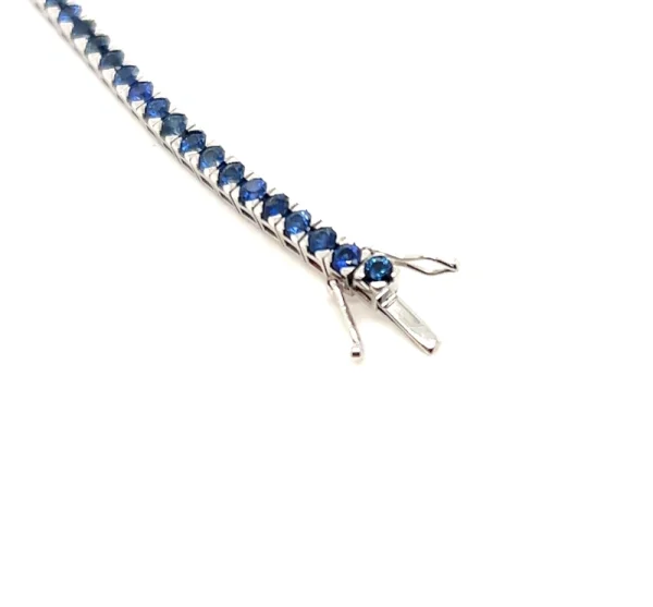 Tennis bracciale in oro bianco e zaffiri naturali ct.5.15 - immagine 3