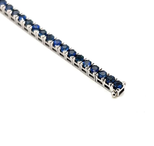 Tennis bracciale in oro bianco e zaffiri naturali ct.5.15 - immagine 4