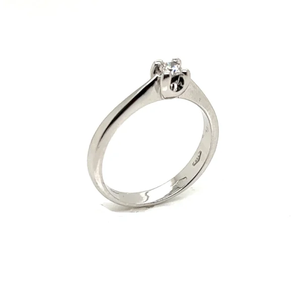 Anello solitario in oro bianco 18k e diamante ct. 0.12