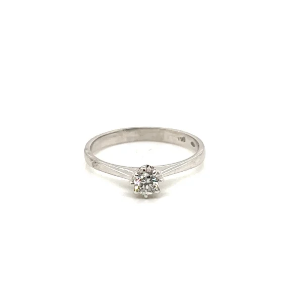 Anello solitario in oro bianco 18k e diamante ct. 0.22 - immagine 2