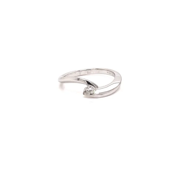 Anello solitario in oro bianco 18k e diamante certificato ct. 0.09 - immagine 2