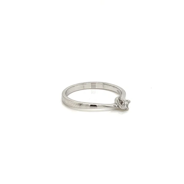 Anello solitario in oro bianco 18k e diamante certificato ct. 0.09 - immagine 3