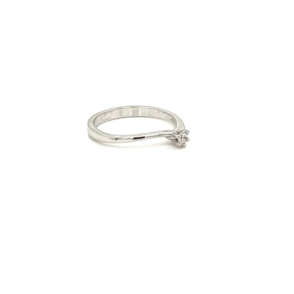 Anello solitario in oro bianco 18k e diamante certificato ct. 0.09 - immagine 3