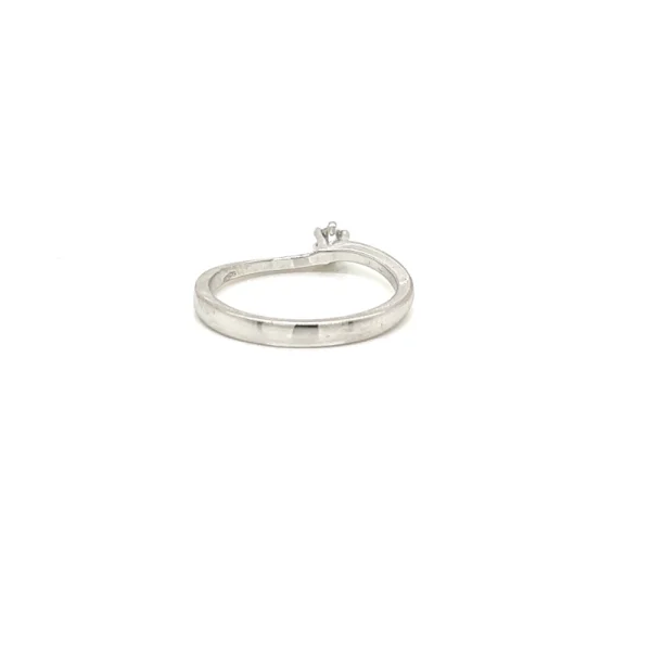 Anello solitario in oro bianco 18k e diamante certificato ct. 0.09 - immagine 5